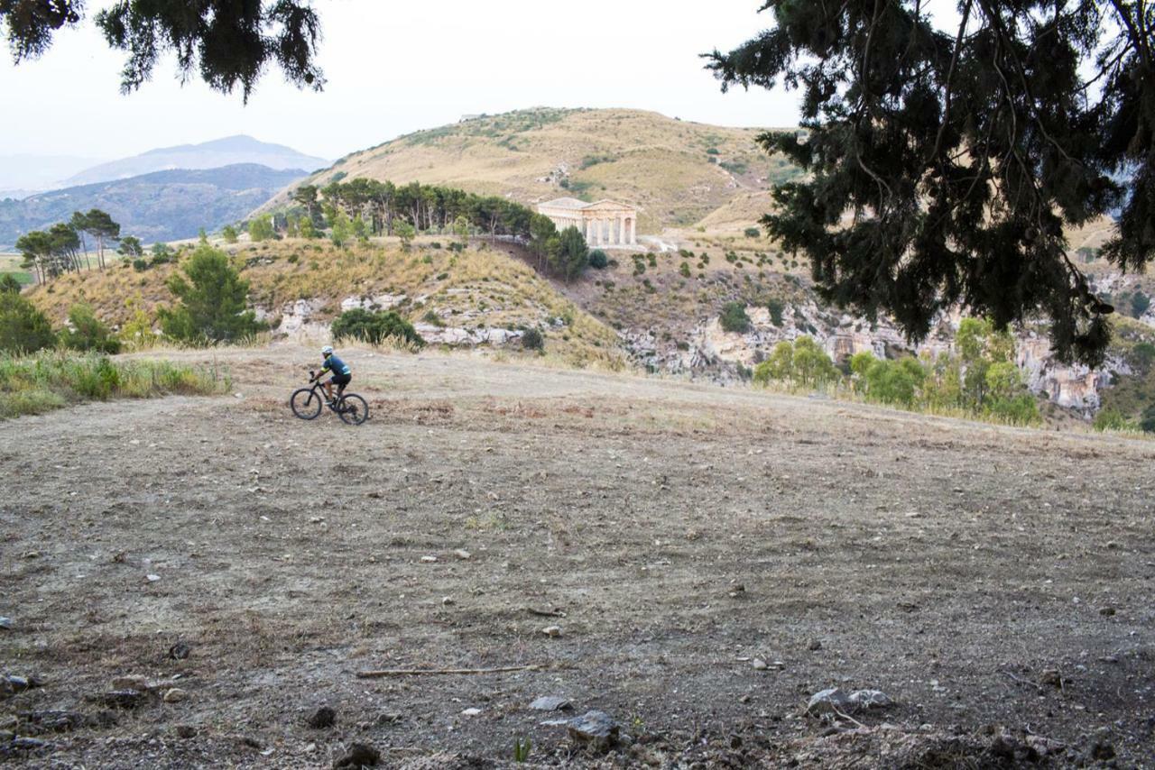 La Dimora Di Segesta B&B カラタフィーミ エクステリア 写真