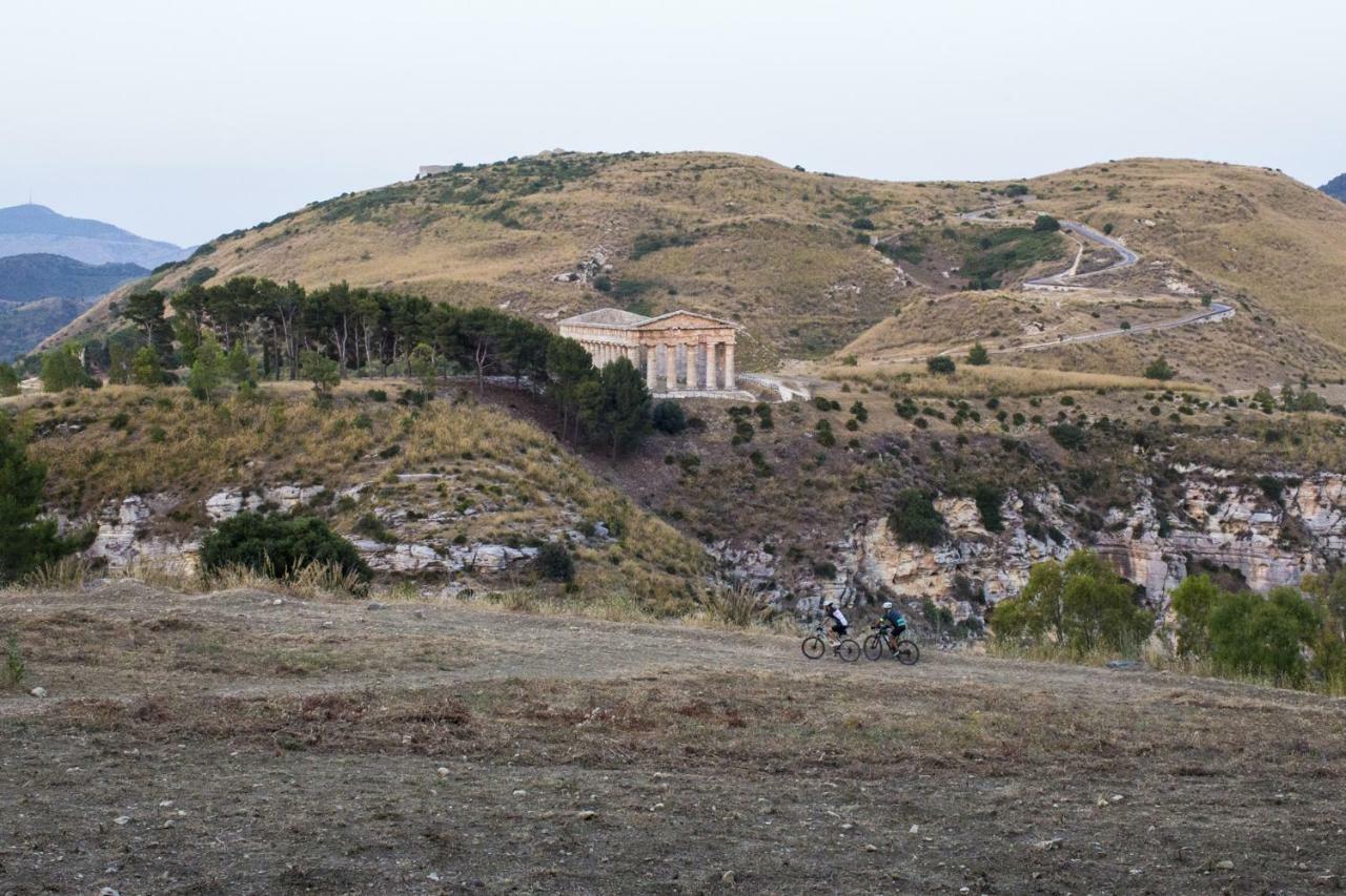 La Dimora Di Segesta B&B カラタフィーミ エクステリア 写真